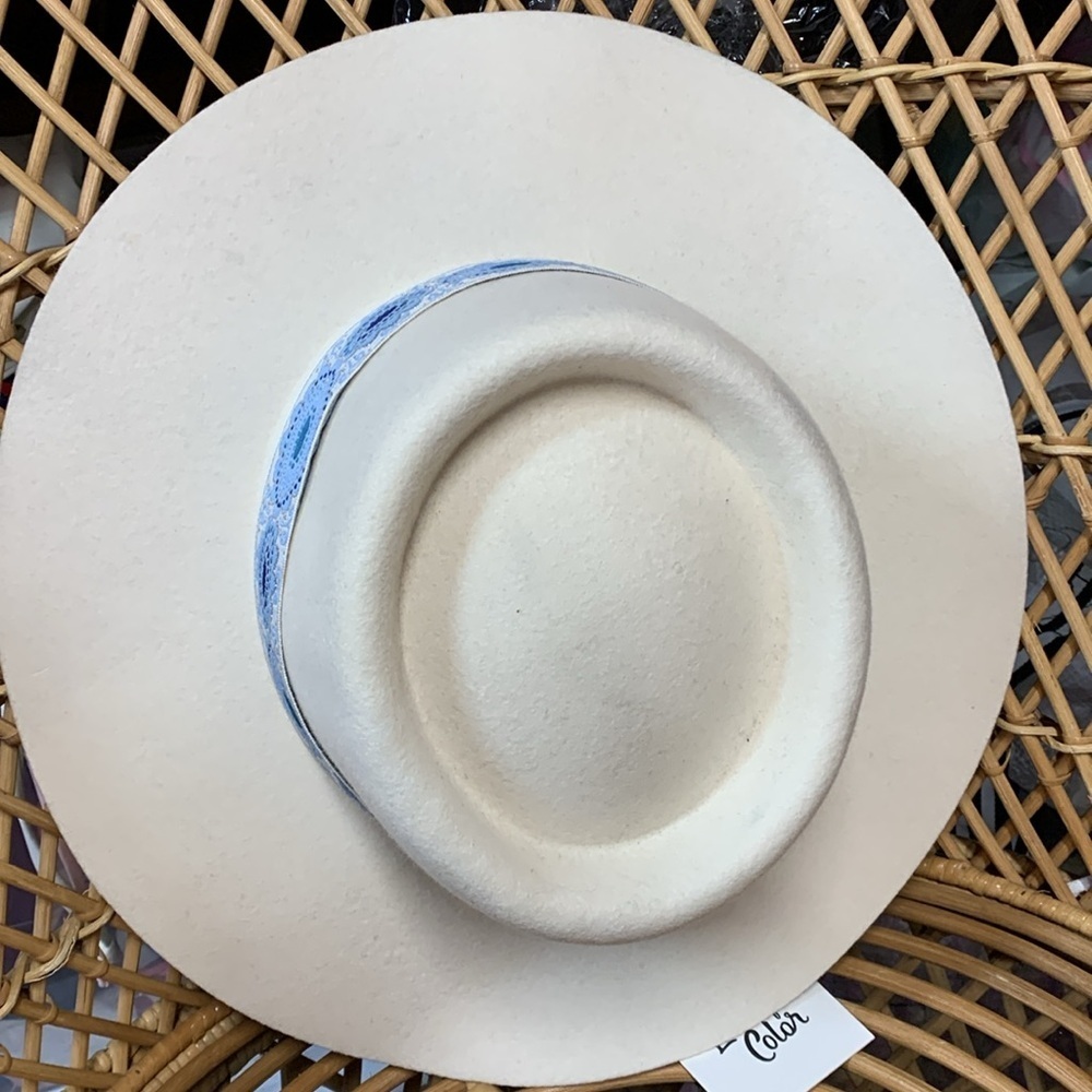 Lack of Color Azure hat With tags size large - Picture 5 of 7